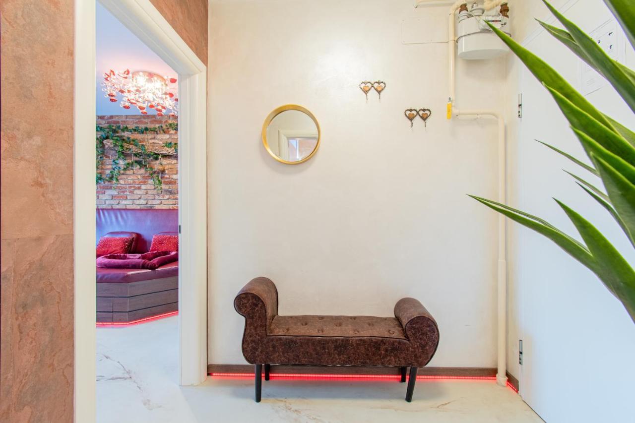 Jacuzzi - Love - Bdsm - Extra Luxury - Ev Chargger - Valentine'S Day - Red Room - Flexible Selfcheckins 28 자그레브 외부 사진