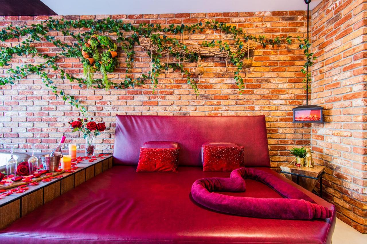 Jacuzzi - Love - Bdsm - Extra Luxury - Ev Chargger - Valentine'S Day - Red Room - Flexible Selfcheckins 28 자그레브 외부 사진